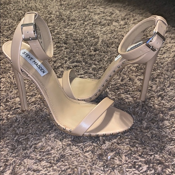 Steve Madden Shoes - Steve Madden Nude